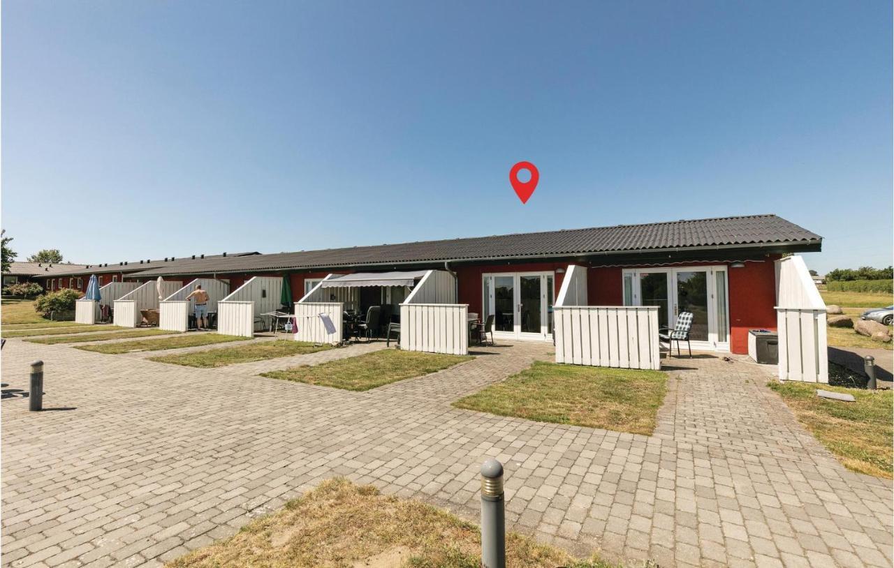 Dams Pa Bakken Apartment Akirkeby Exterior photo